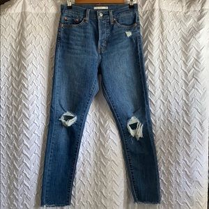 Levi’s wedgie skinny